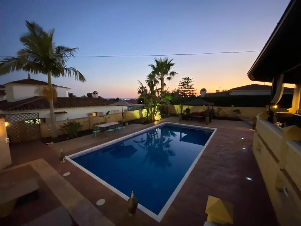 Bluehouse Con Piscina Privada 300M De La Playa Villa Caleta de Vélez